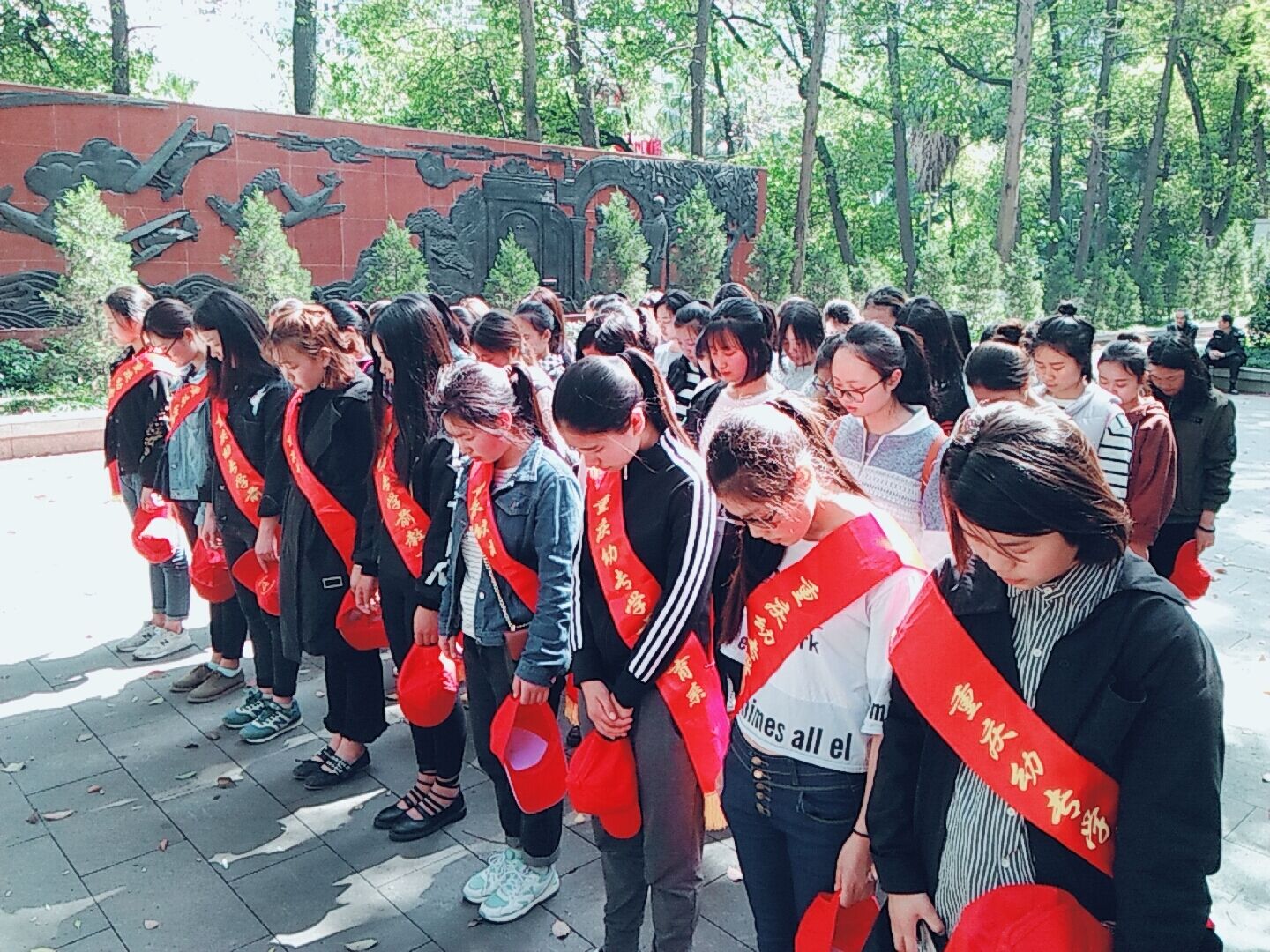 QQ图片20170405100927.jpg