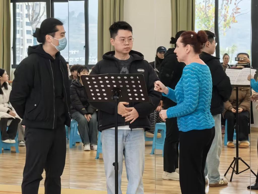 音乐舞蹈学院举办俄罗斯艺术交流团大师课