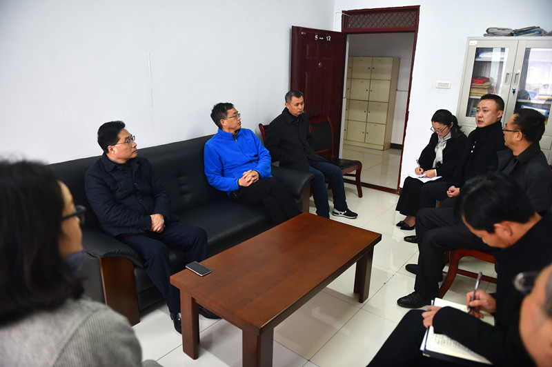 内涵发展，创新改革-新学期柳卫东校长一行莅临音乐教育系检查工作 (2)_副本.jpg